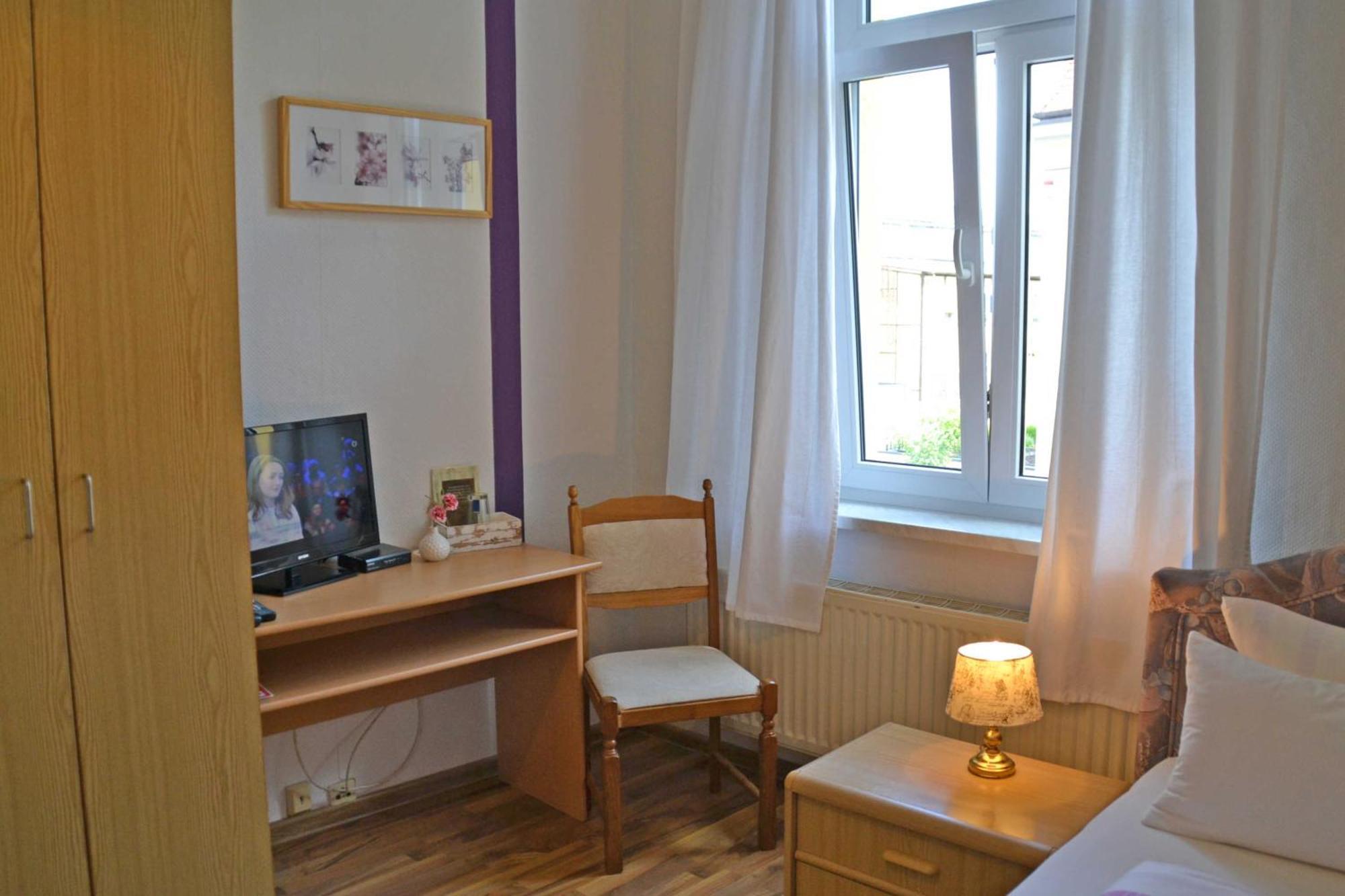 Pension Zur Neisse Guben Exterior foto